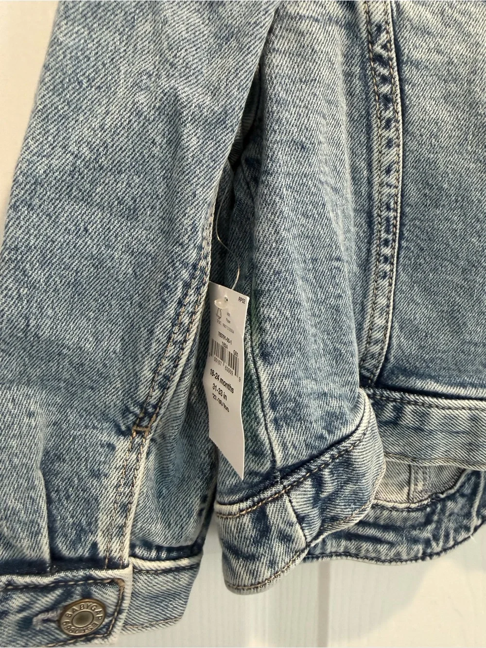 GAP Light Blue Denim Jacket with Puff Shoulders